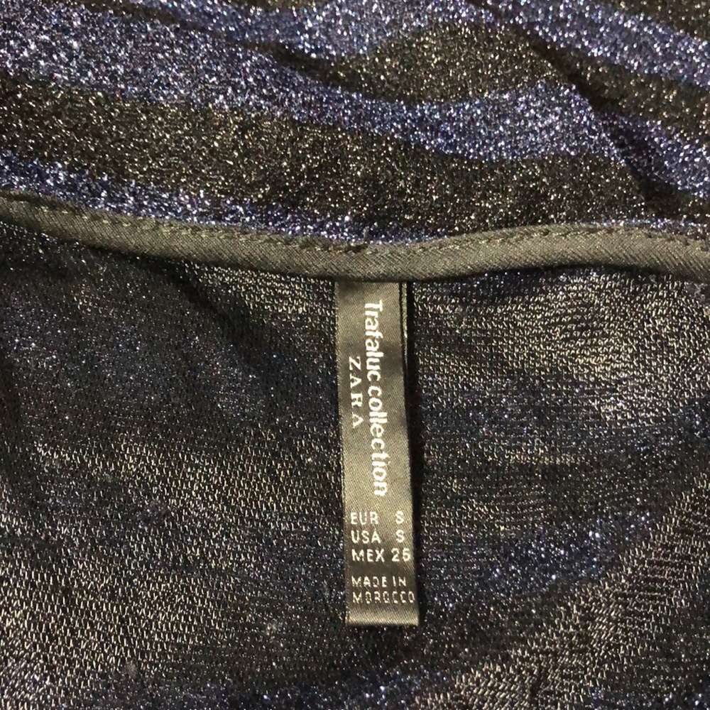 ZARA Blue Black Striped Top Front Frill Long Sleeve V-Neck New (RT$39) Small - Picture 4 of 5